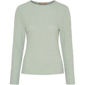 Marta Vionne t shirt