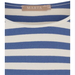 Marta Begonia t-shirt