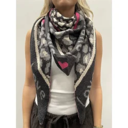 Marta Clio strik t�rkl�de