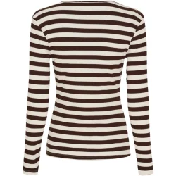 Marta Begonia t-shirt