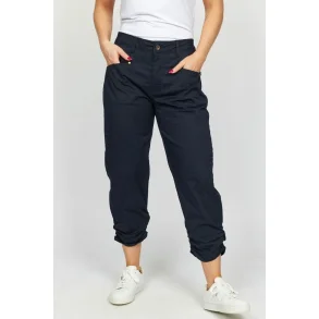 2-Biz Tess pirat buks