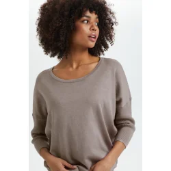 A2561, MilaSZ R-Neck Pullover