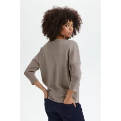 A2561, MilaSZ R-Neck Pullover