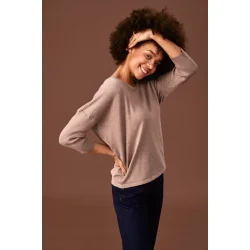 A2561, MilaSZ R-Neck Pullover