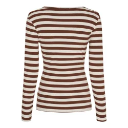 Marta Begonia t-shirt