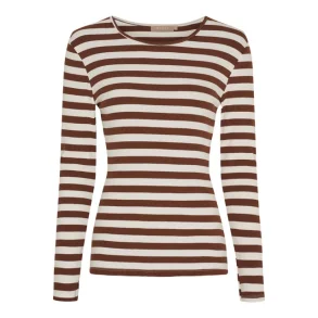 Marta Begonia t-shirt