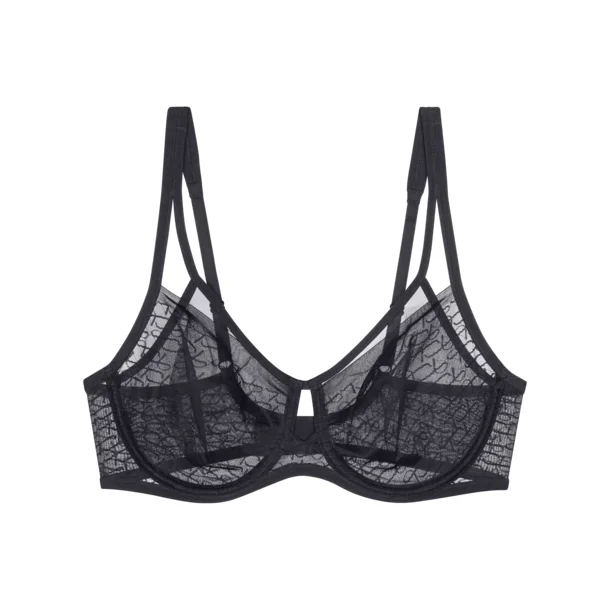 Triumph Signature Sheer W01 EX