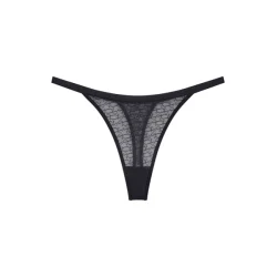 Triumph Signature Sheer String