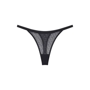 Triumph Signature Sheer String